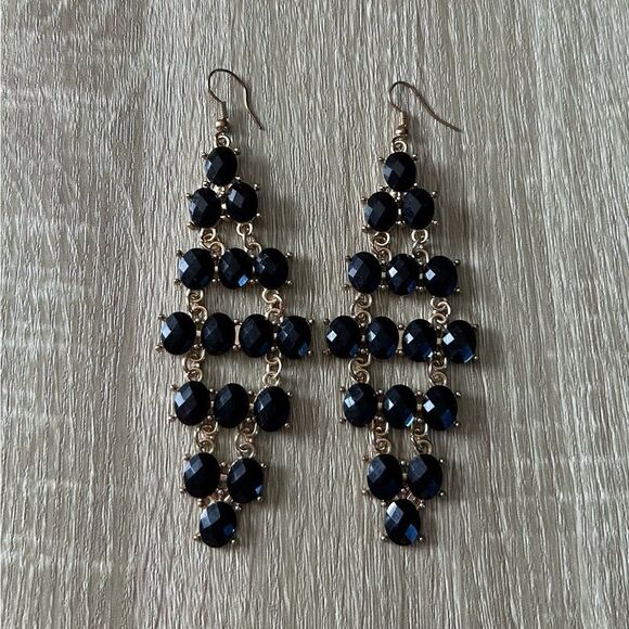 NWOT … Black & Gold STATEMENT Earrings - Picture 1 of 2